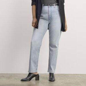 Everlane Curvy Cheeky Crop Jean
